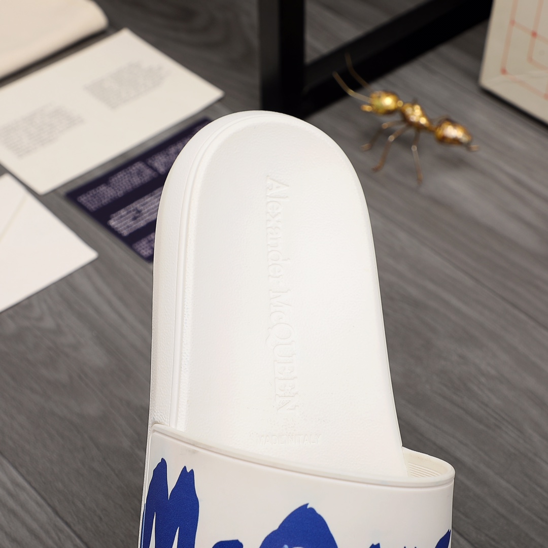 Alexander Mqueen Logo Slipper - DopestKickz