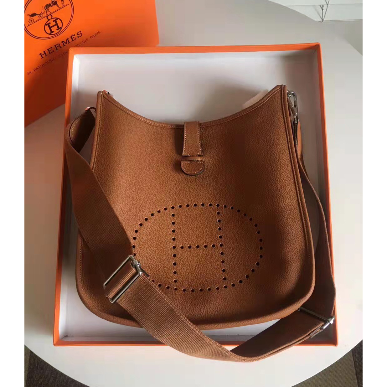 Hermes Shoulder Bag （28-30-9CM） - DopestKickz