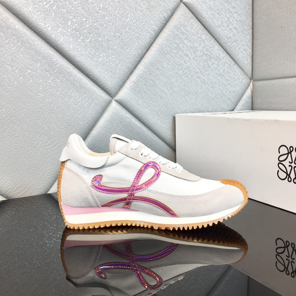 Loewe Flow Runner In Calfskin - DopestKickz