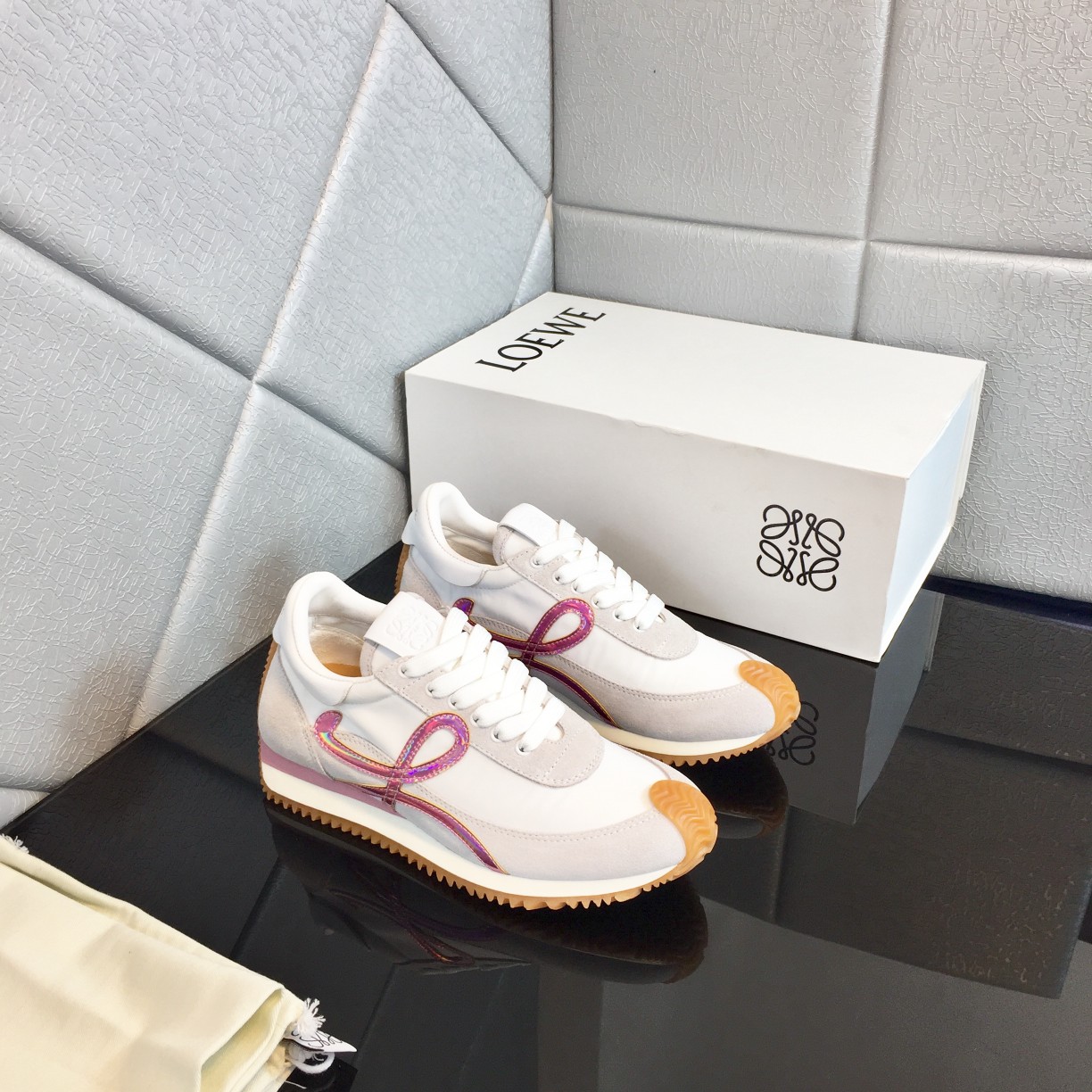 Loewe Flow Runner In Calfskin - DopestKickz