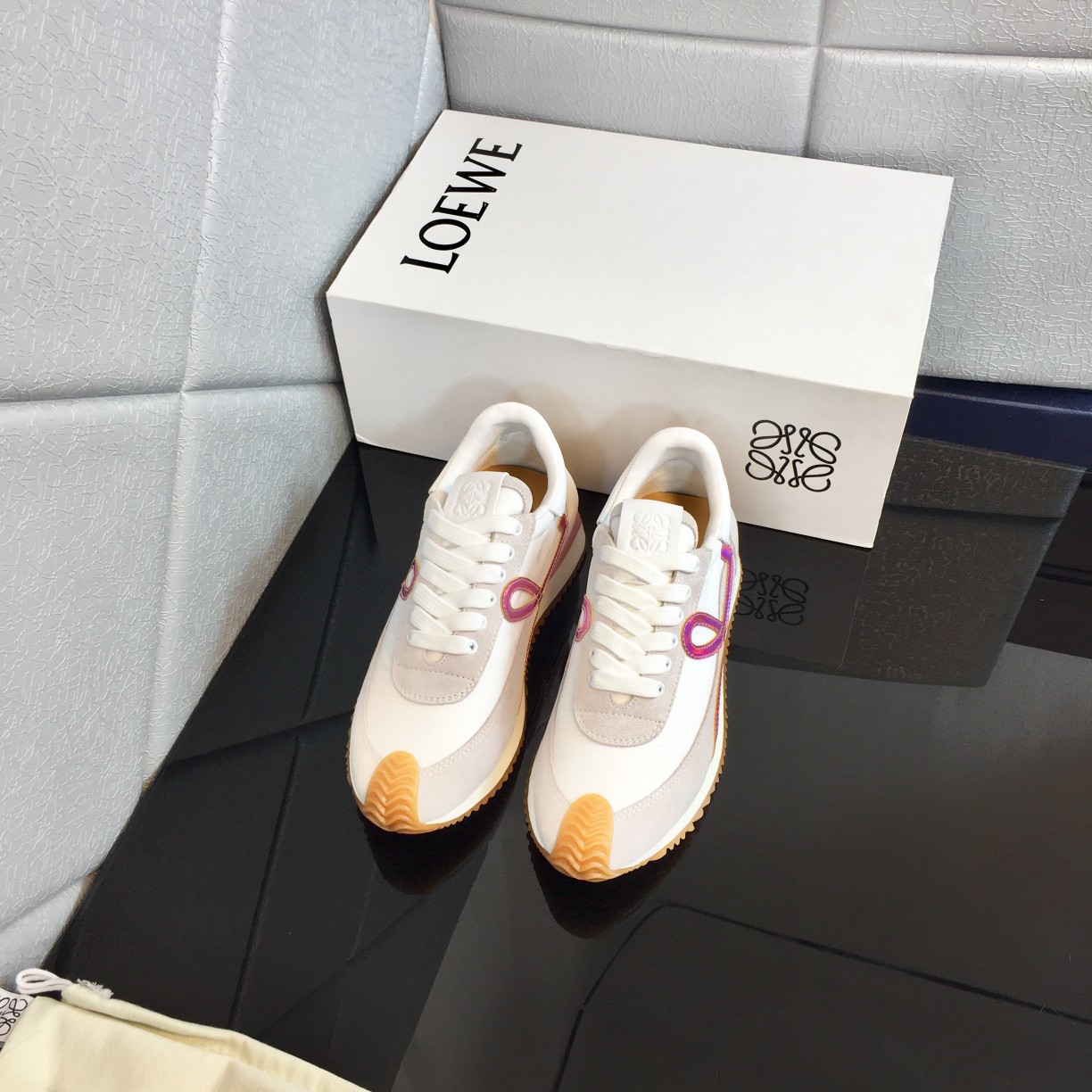 Loewe Flow Runner In Calfskin - DopestKickz