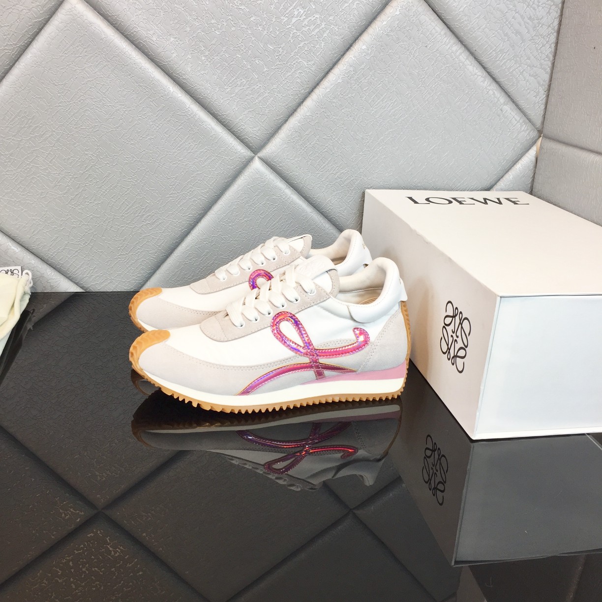 Loewe Flow Runner In Calfskin - DopestKickz