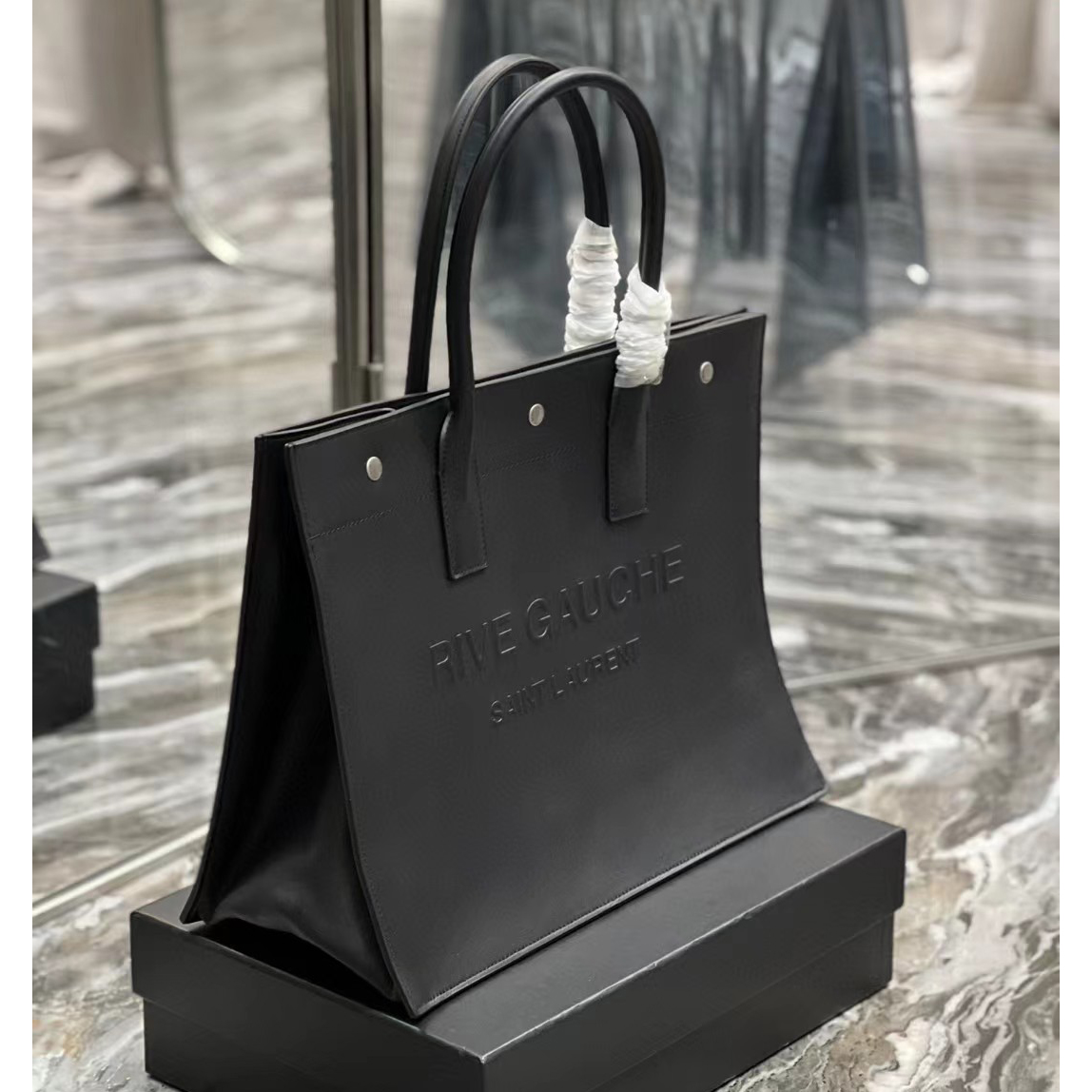 Saint Laurent Rive Gauche Small Tote Bag In Smooth Leather(39-31-18cm) - DopestKickz