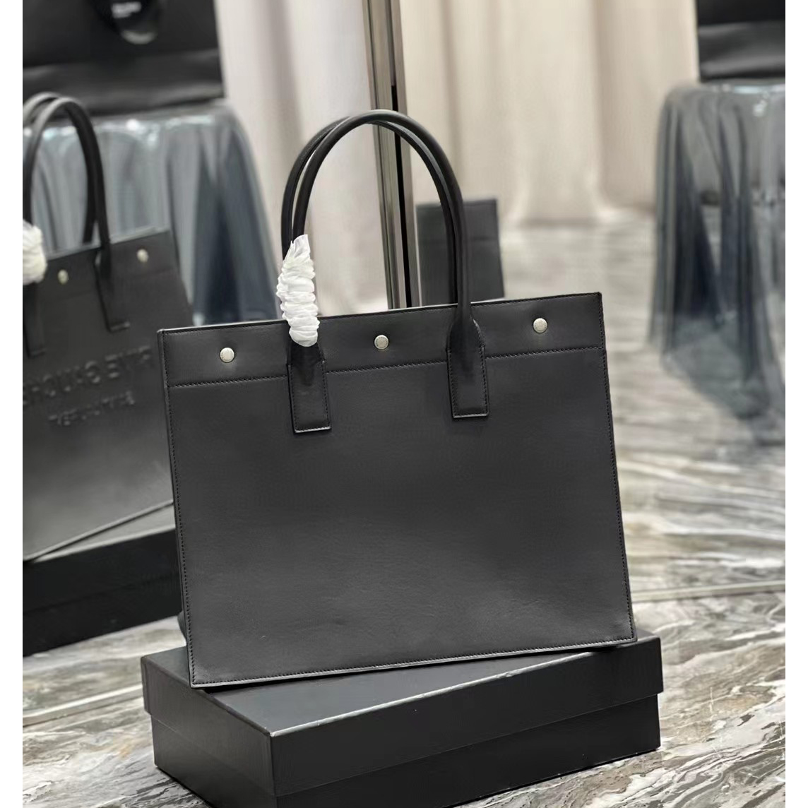 Saint Laurent Rive Gauche Small Tote Bag In Smooth Leather(39-31-18cm) - DopestKickz