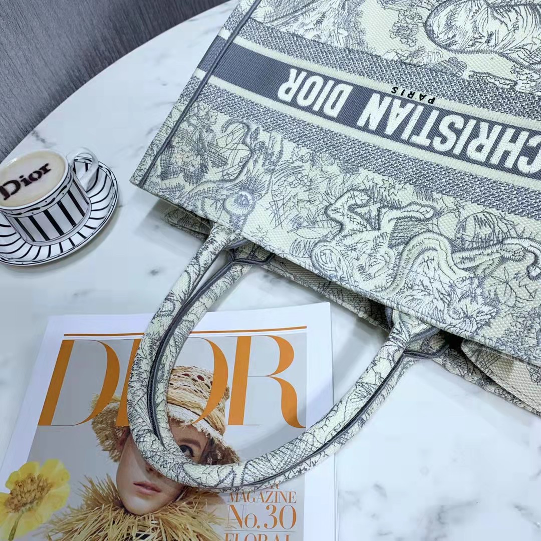 Dior Dioriviera Book Tote（36.5-28-17.5CM） - DopestKickz