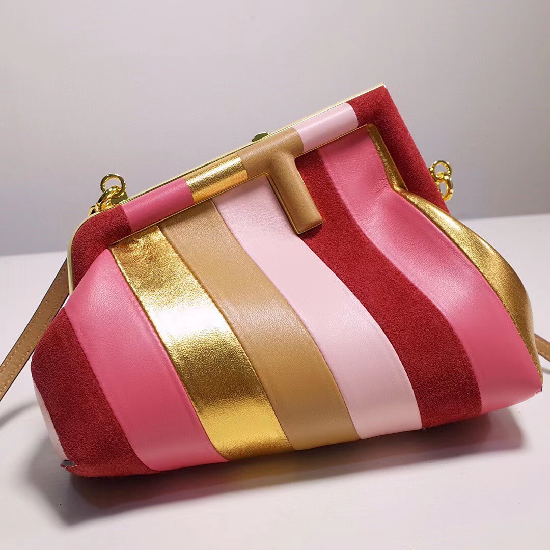Fendi First Handbag（26-18-9.5cm） - DopestKickz