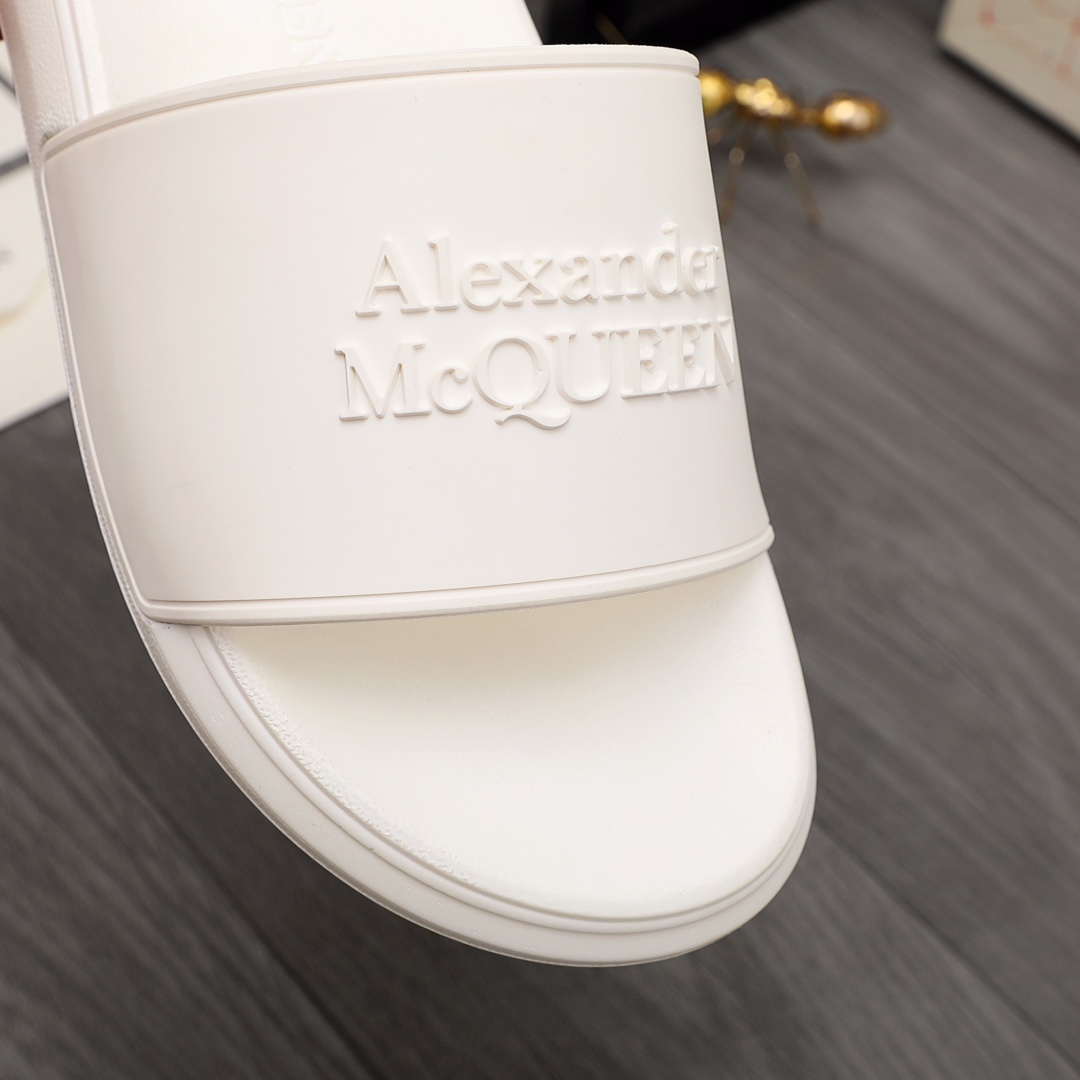 Alexander Mqueen Logo Slipper - DopestKickz