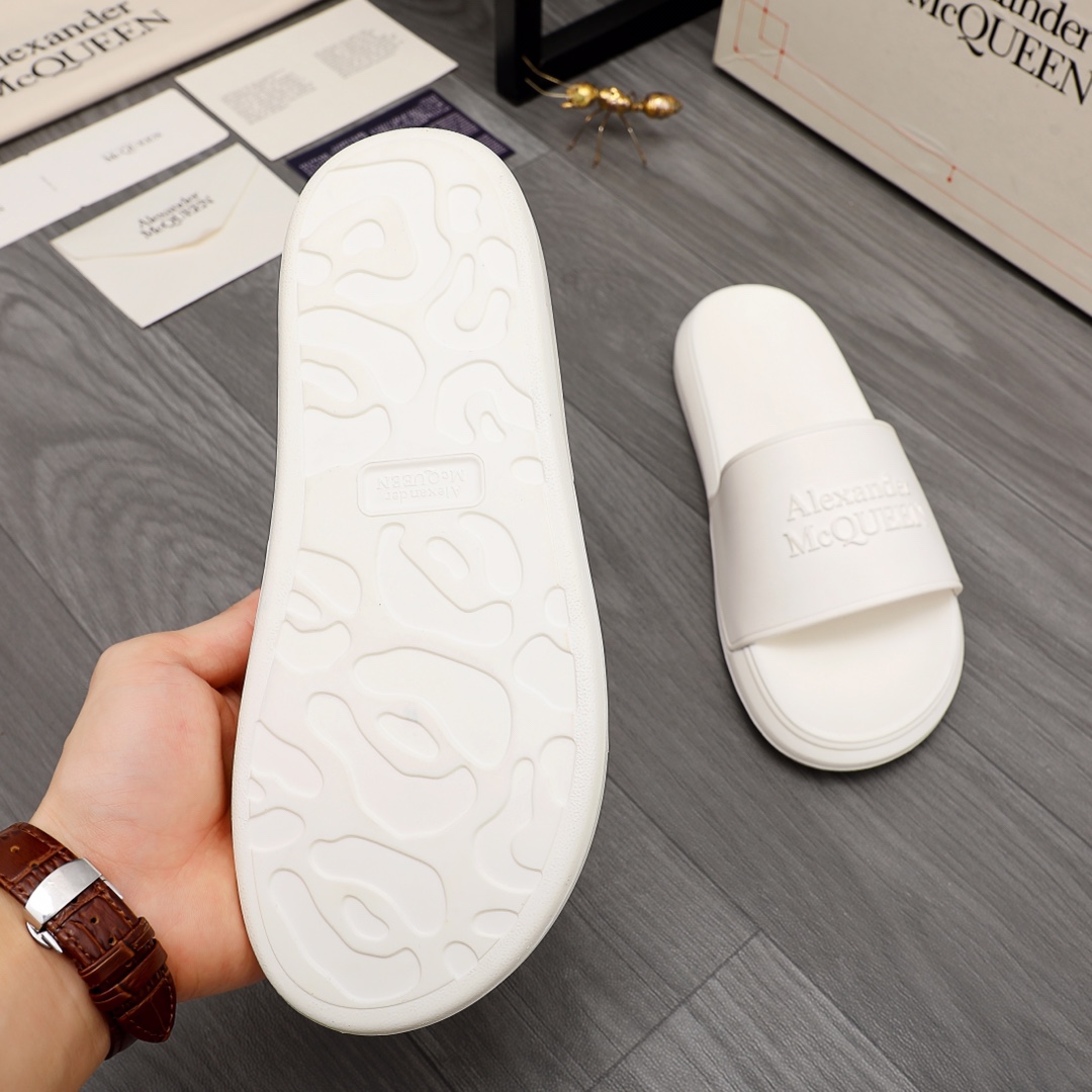 Alexander Mqueen Logo Slipper - DopestKickz