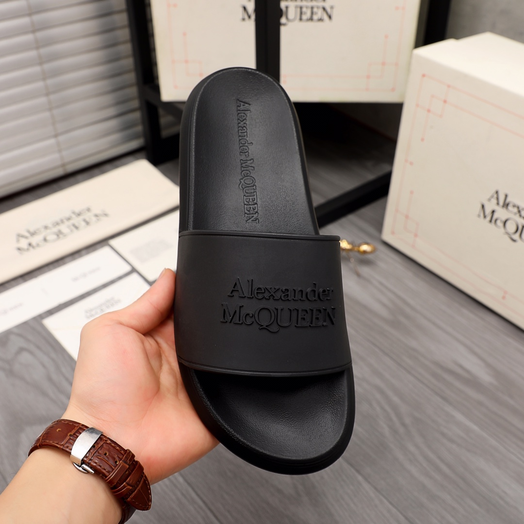 Alexander Mqueen Logo Slipper - DopestKickz