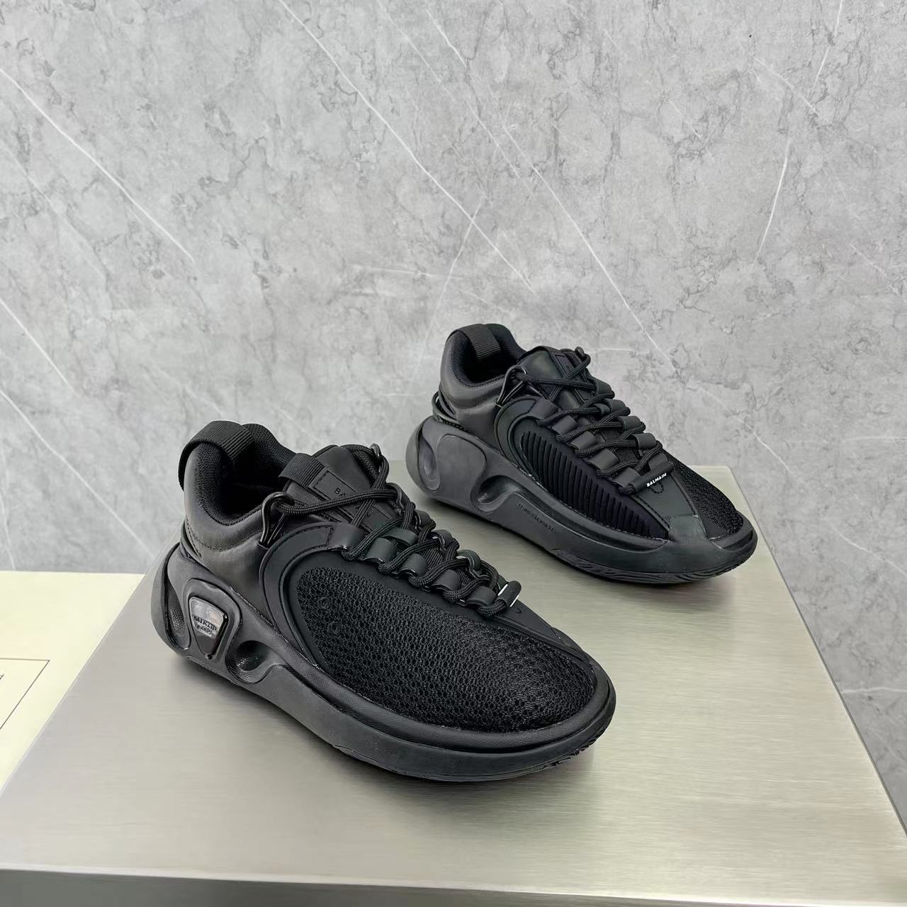 Balmain Bicolor Gummy Leather And Mesh B-Runner Sneakers - DopestKickz