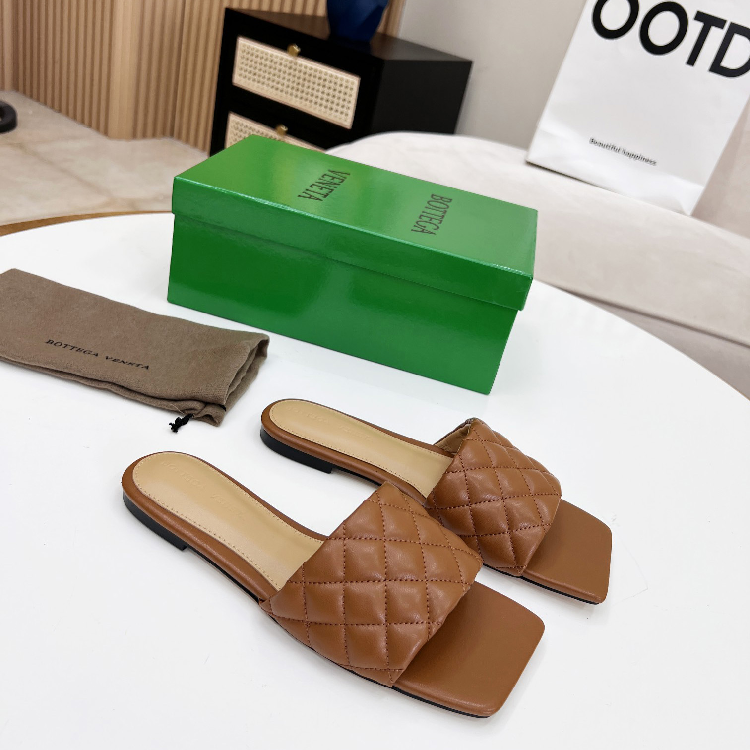 Bottega Veneta Padded Leather Sandals - DopestKickz