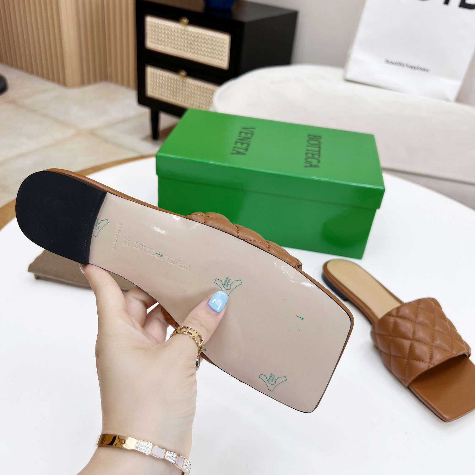 Bottega Veneta Padded Leather Sandals - DopestKickz