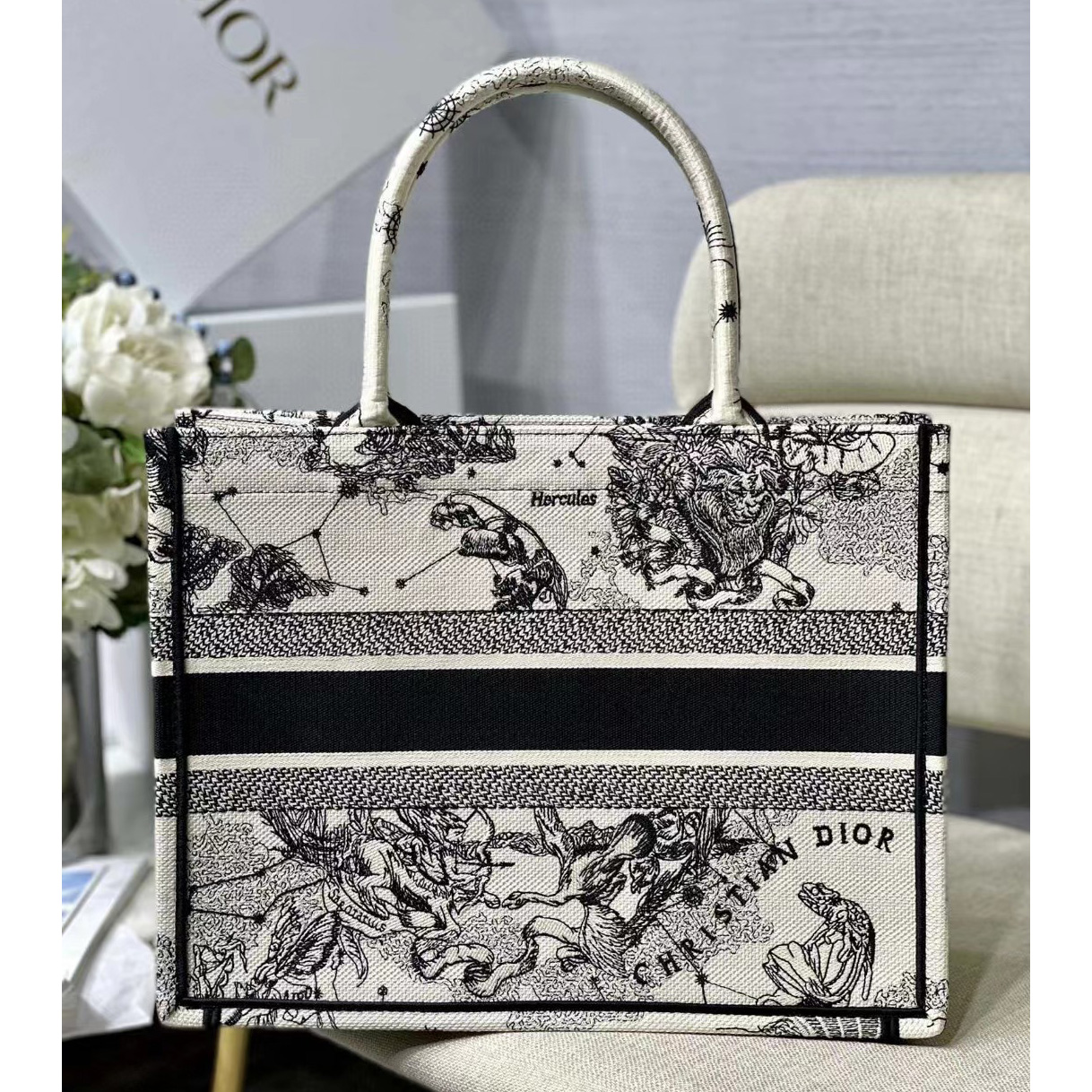 Dior Oblique Embroidered Book Tote（36.5-28-17.5CM） - DopestKickz