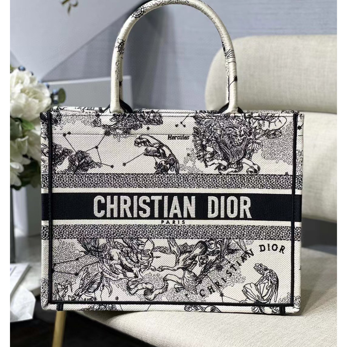 Dior Oblique Embroidered Book Tote（36.5-28-17.5CM） - DopestKickz