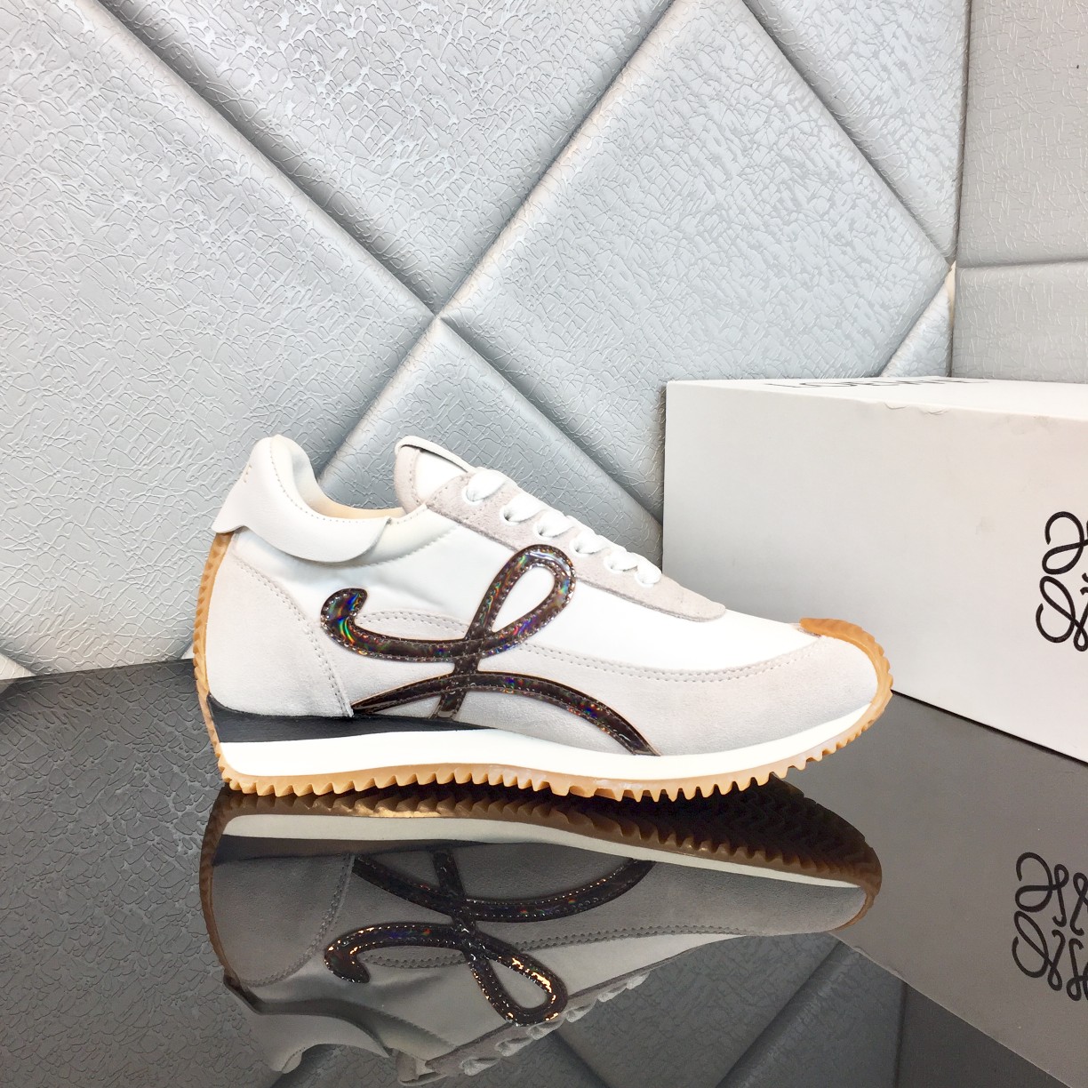 Loewe Flow Runner In Calfskin - DopestKickz