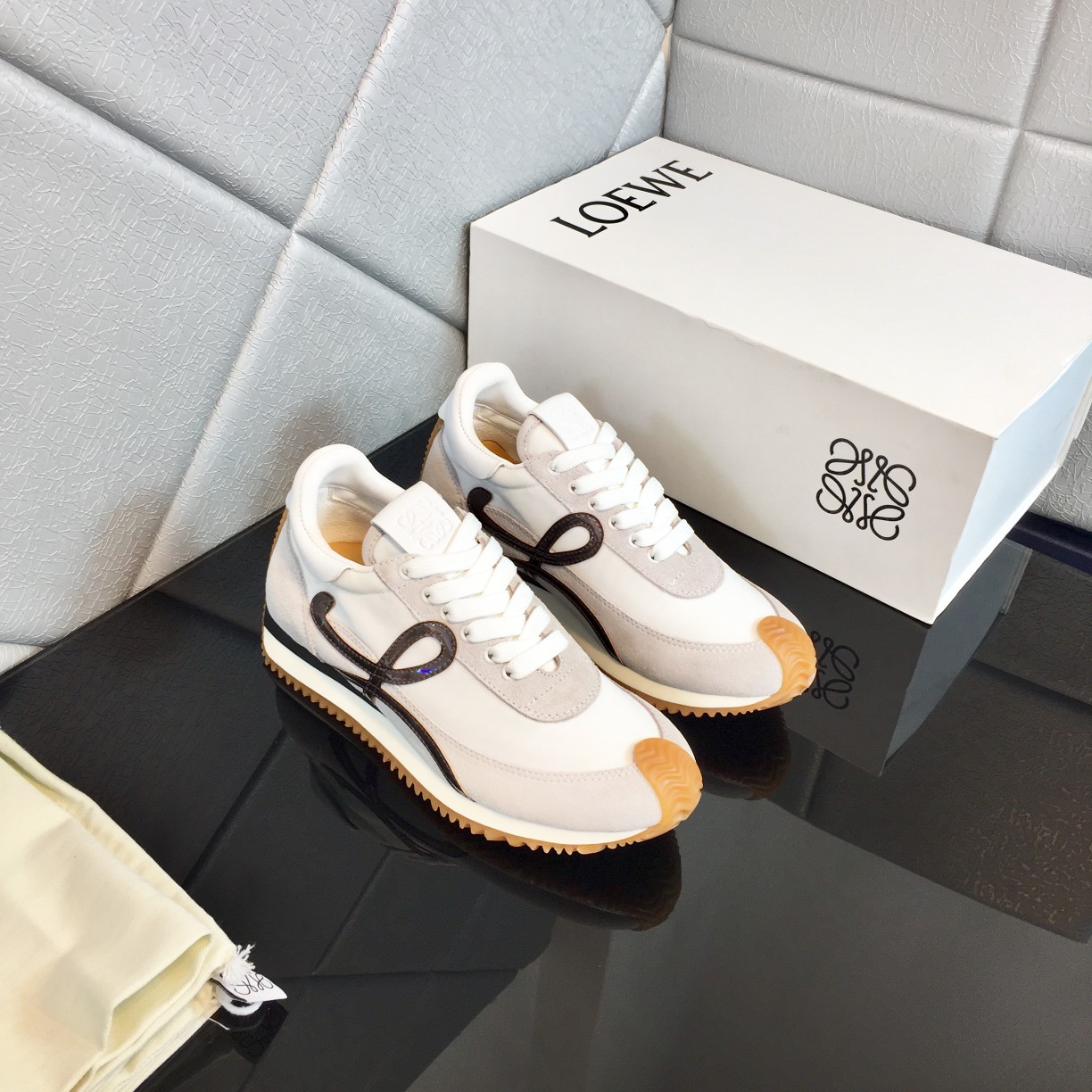 Loewe Flow Runner In Calfskin - DopestKickz