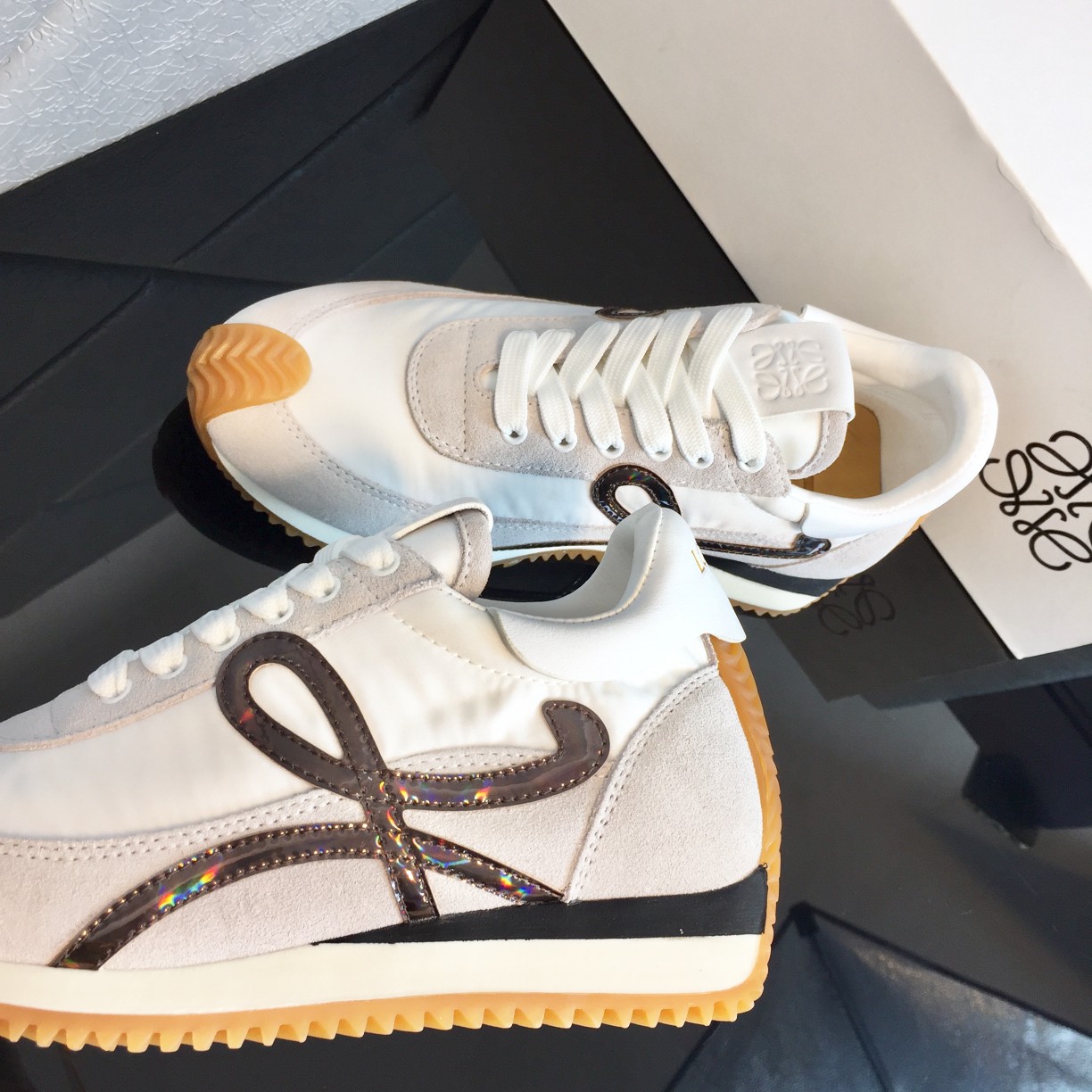 Loewe Flow Runner In Calfskin - DopestKickz