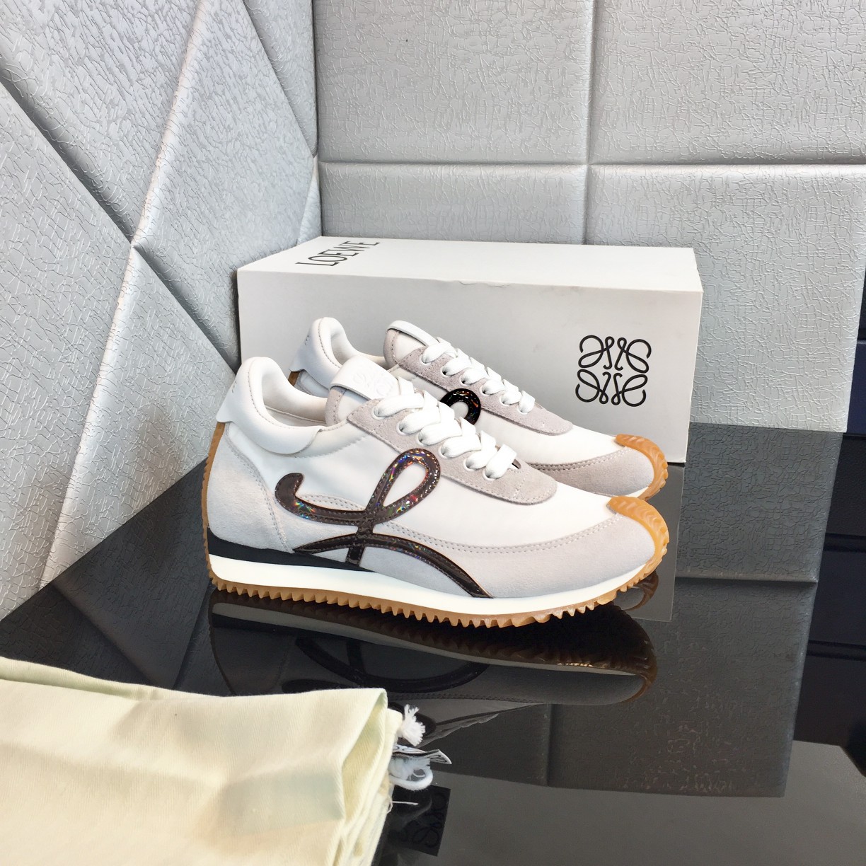 Loewe Flow Runner In Calfskin - DopestKickz