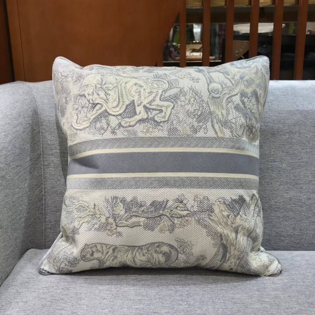 Dior Pillow - DopestKickz