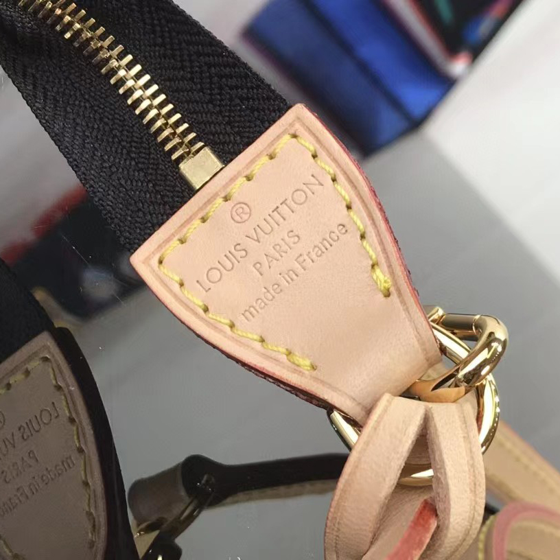 Louis Vuitton Monogram Shoulder Bag（21-13-3cm） - DopestKickz