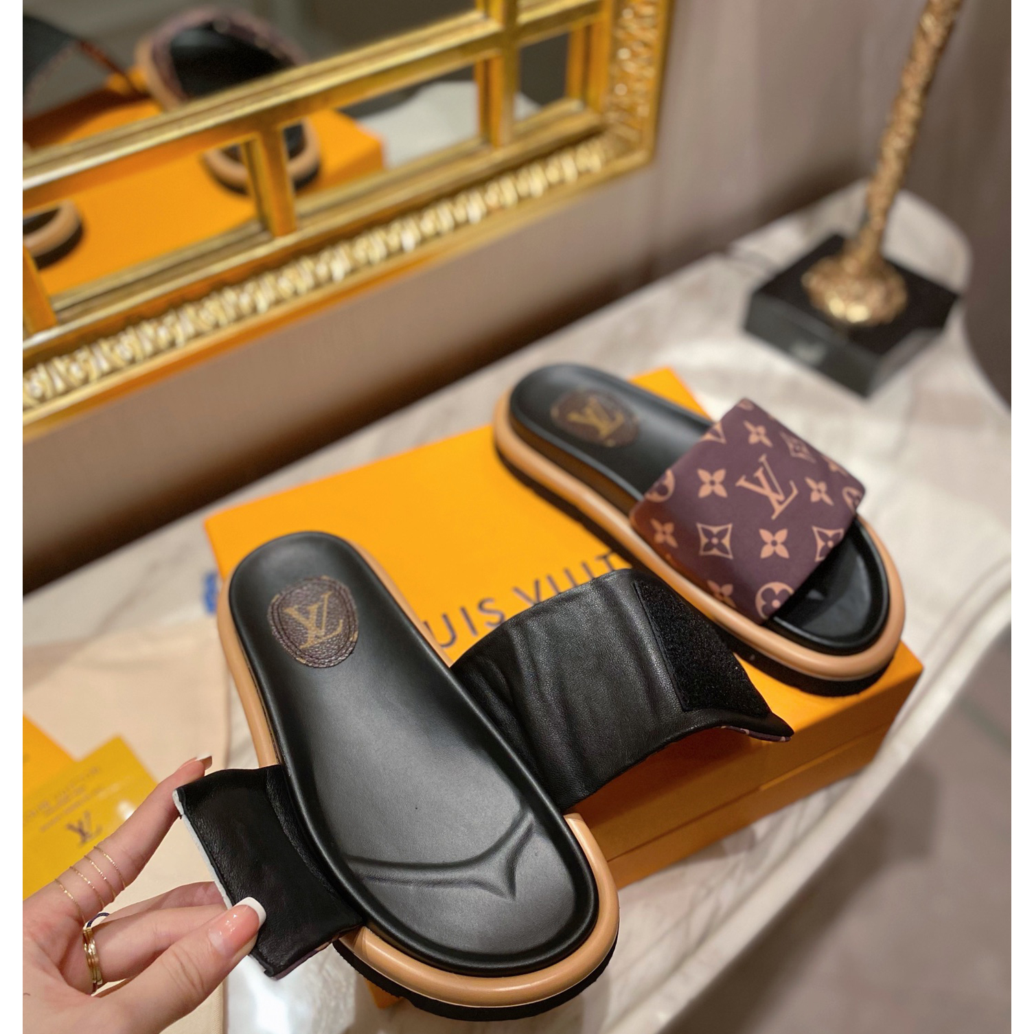 Louis Vuitton Pool Pillow Comfort Mules - DopestKickz