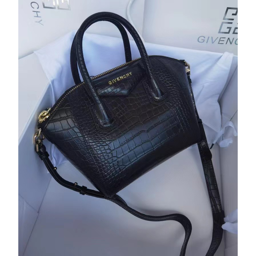 Givenchy Black Handbag(22-22-13CM) - DopestKickz