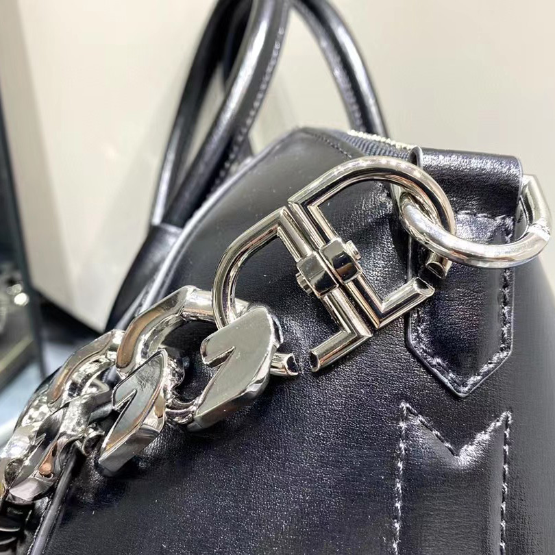 Givenchy Black  Chain Small Antigona Bag(28-17-23cm) - DopestKickz