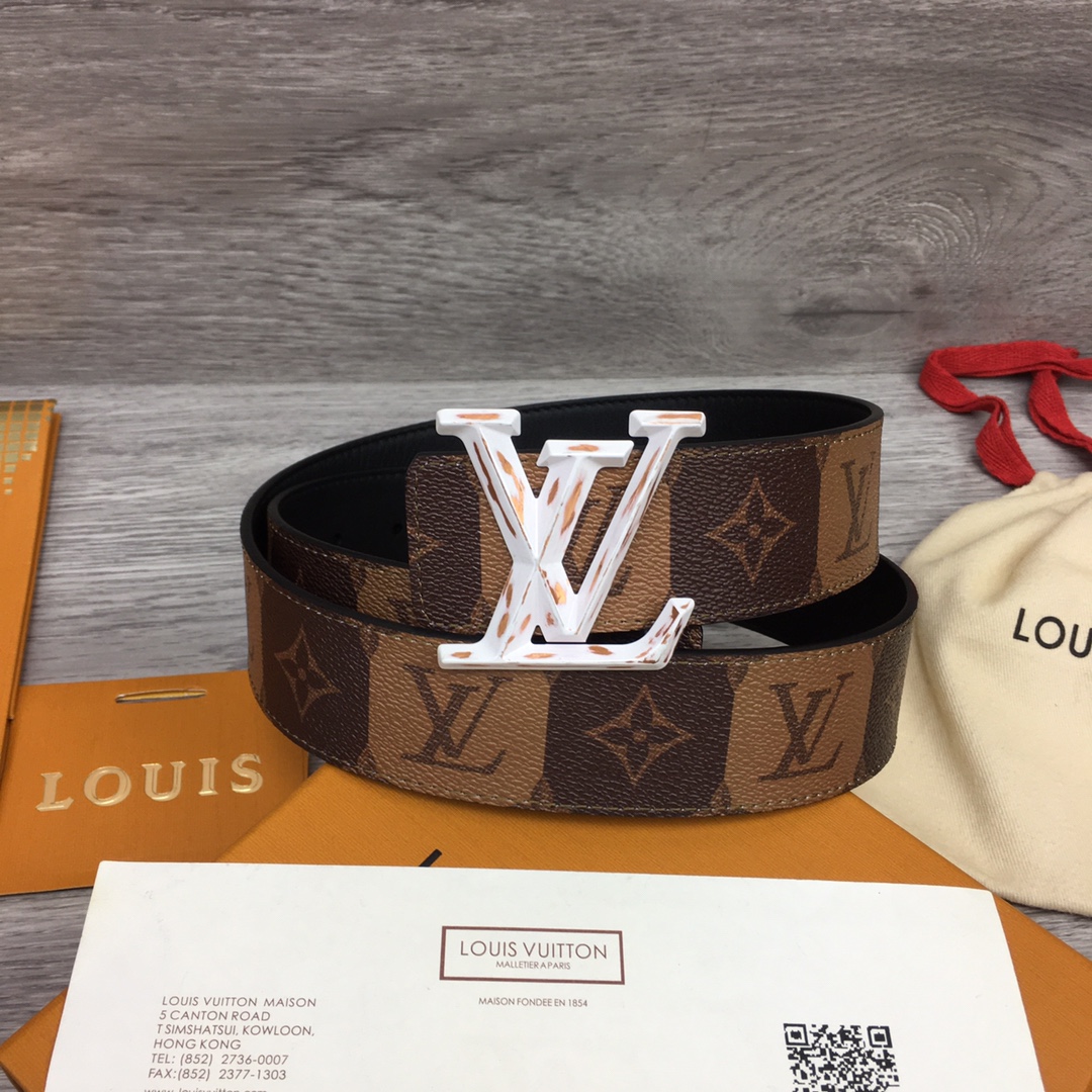 Louis Vuitton Squared LV 40mm Belt - DopestKickz