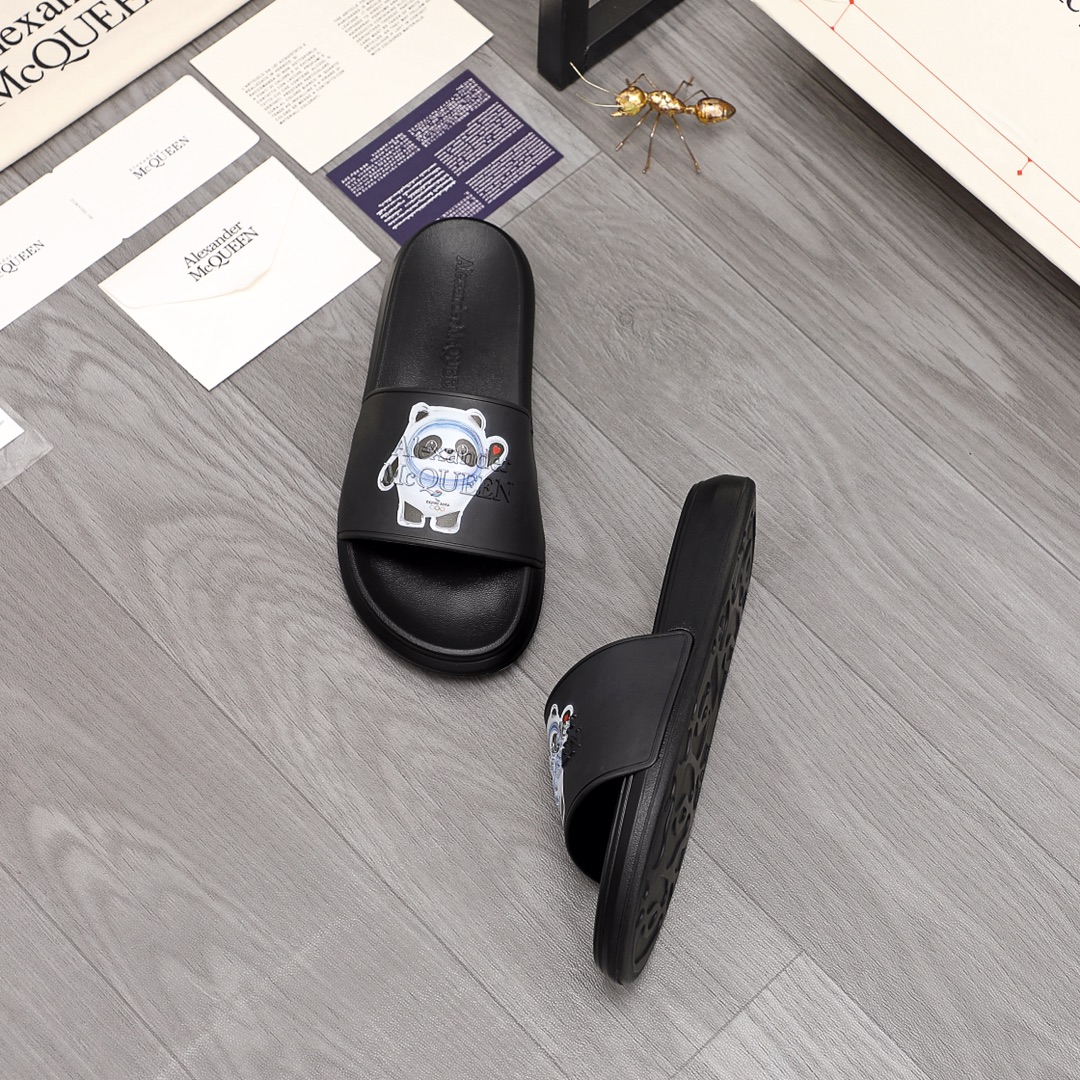 Alexander Mqueen Logo Slipper - DopestKickz