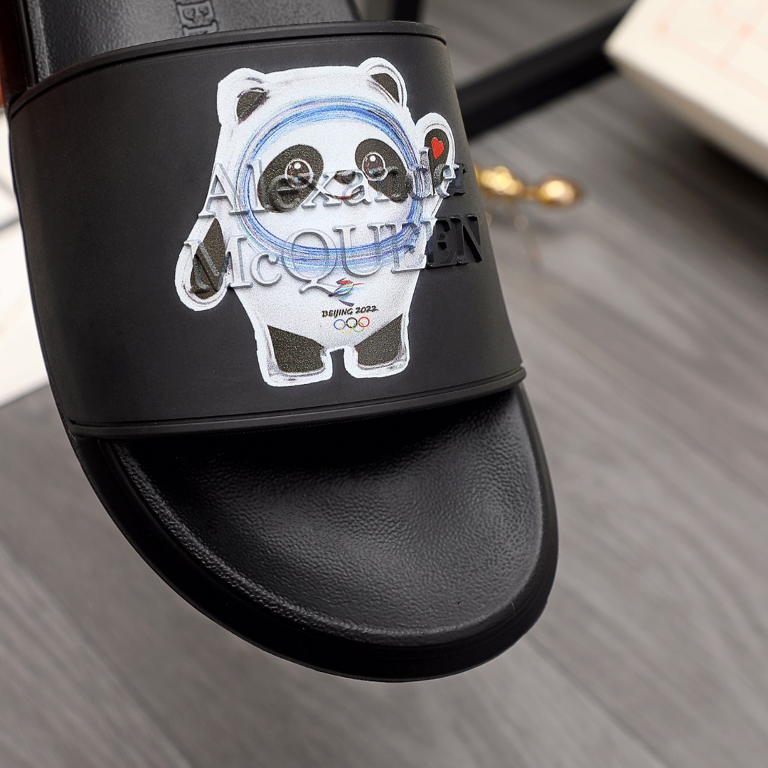 Alexander Mqueen Logo Slipper - DopestKickz