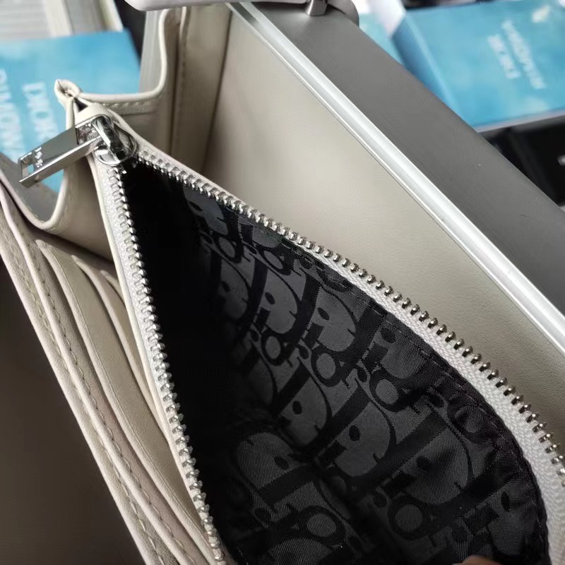 Dior Logo Shoulder Bag（20-13-6.5CM） - DopestKickz