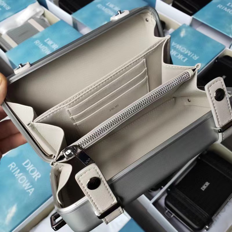 Dior Logo Shoulder Bag（20-13-6.5CM） - DopestKickz