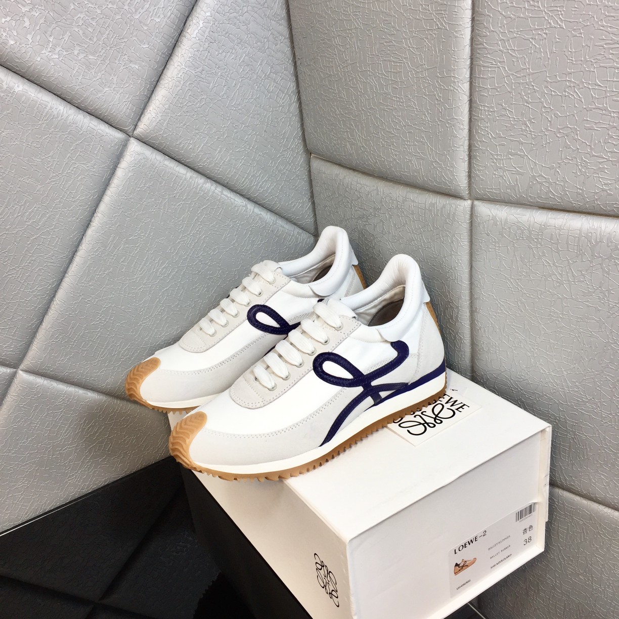 Loewe Flow Runner In Calfskin - DopestKickz