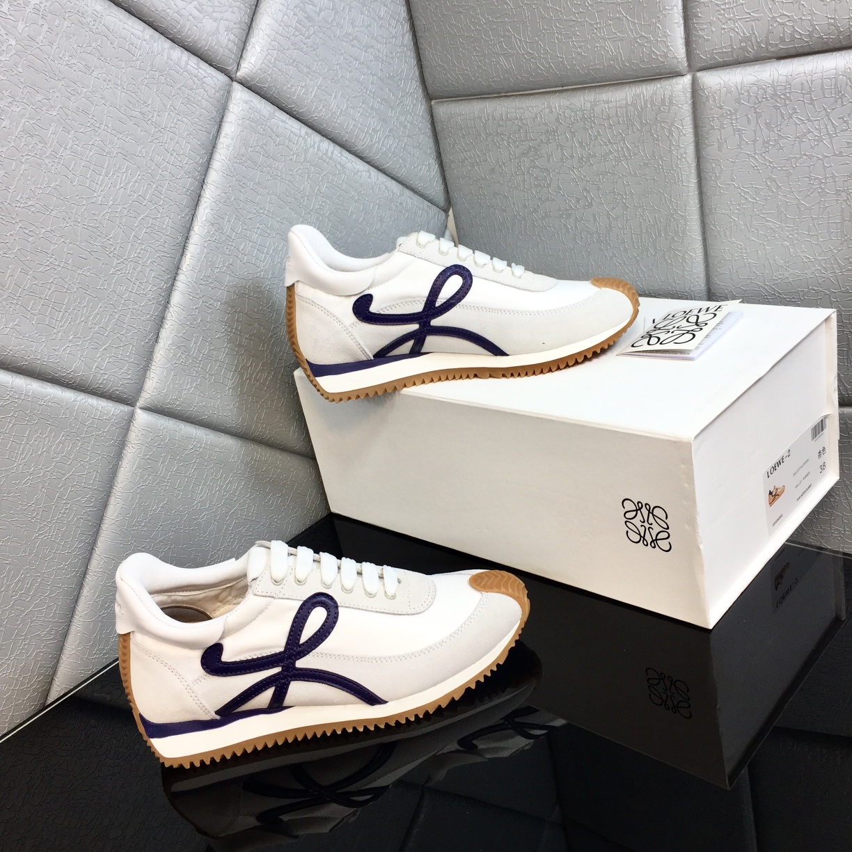 Loewe Flow Runner In Calfskin - DopestKickz