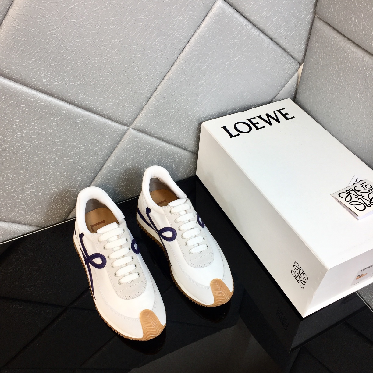 Loewe Flow Runner In Calfskin - DopestKickz