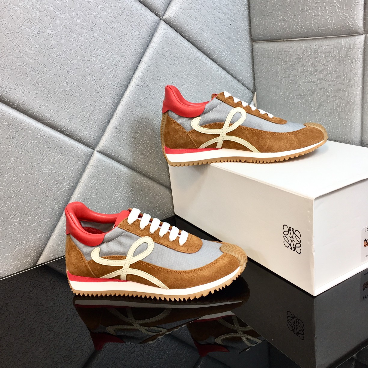 Loewe Flow Runner In Calfskin - DopestKickz