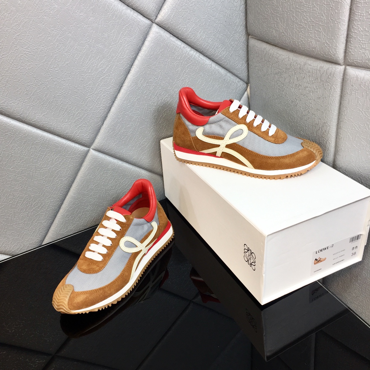 Loewe Flow Runner In Calfskin - DopestKickz