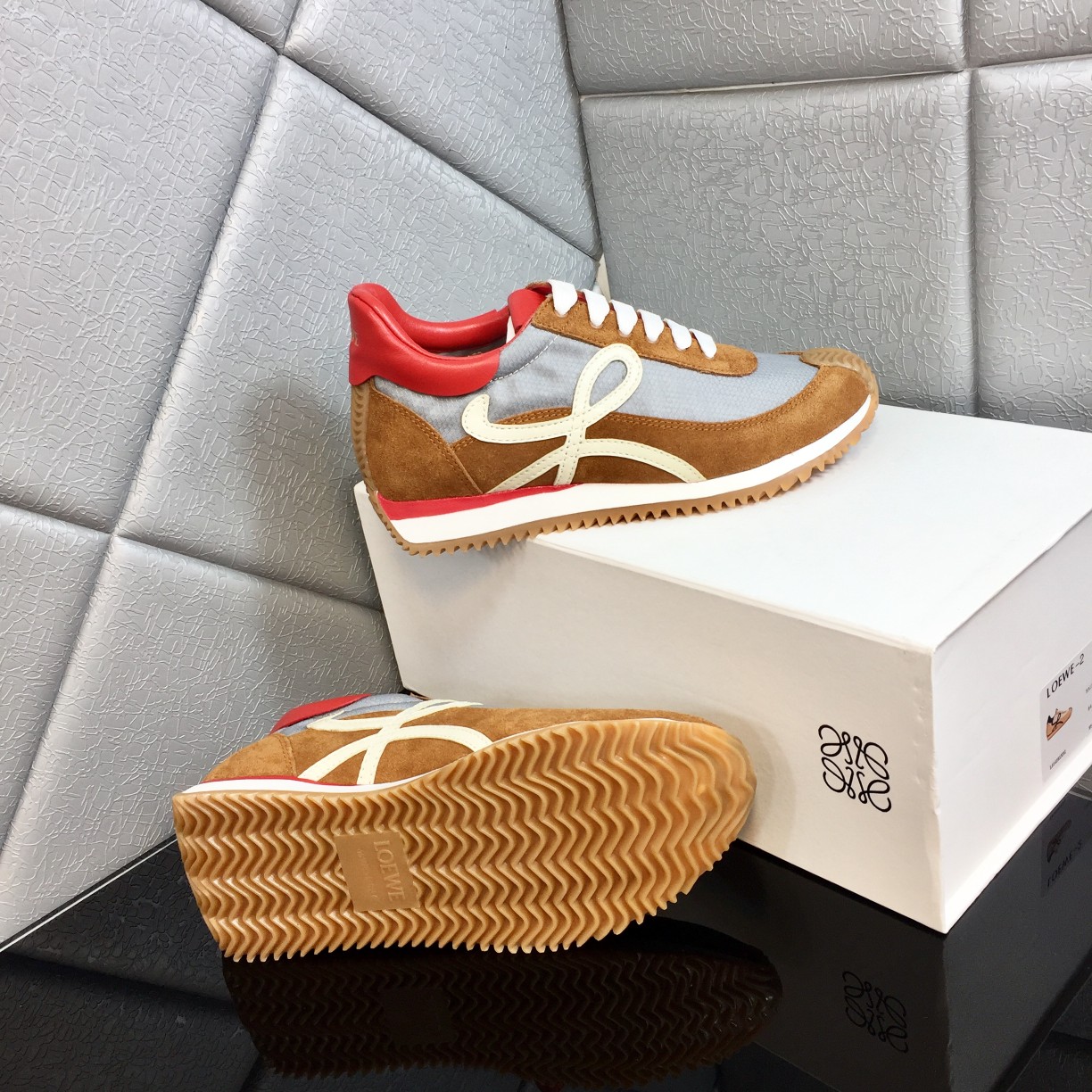 Loewe Flow Runner In Calfskin - DopestKickz