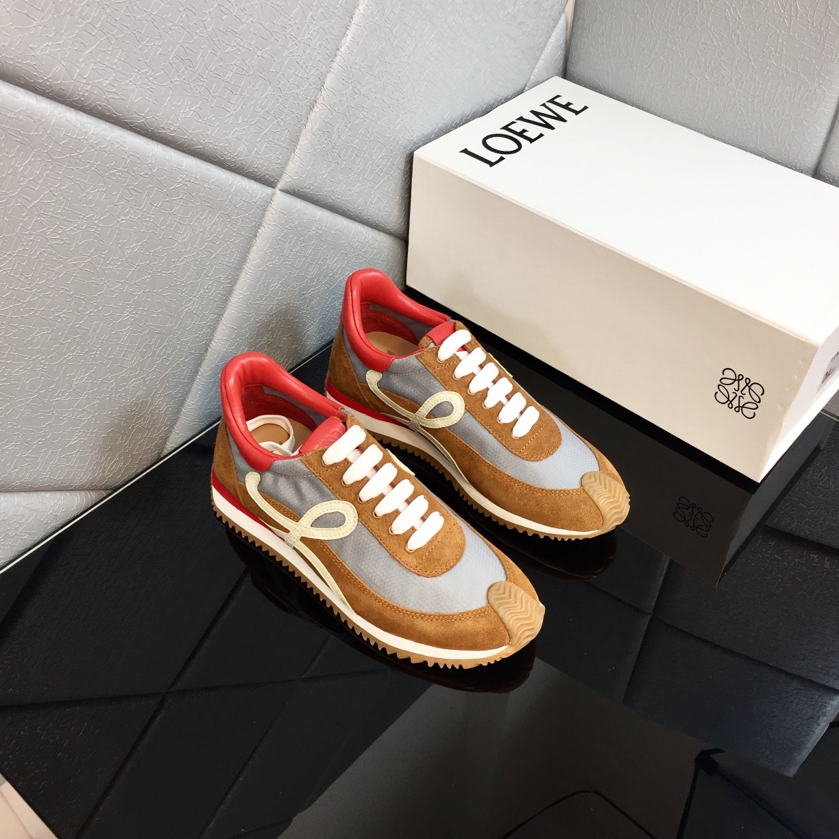 Loewe Flow Runner In Calfskin - DopestKickz