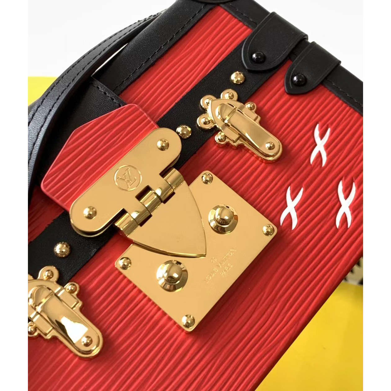 Louis Vuitton Petite Mamlle Bag （20-12-5cm） - DopestKickz