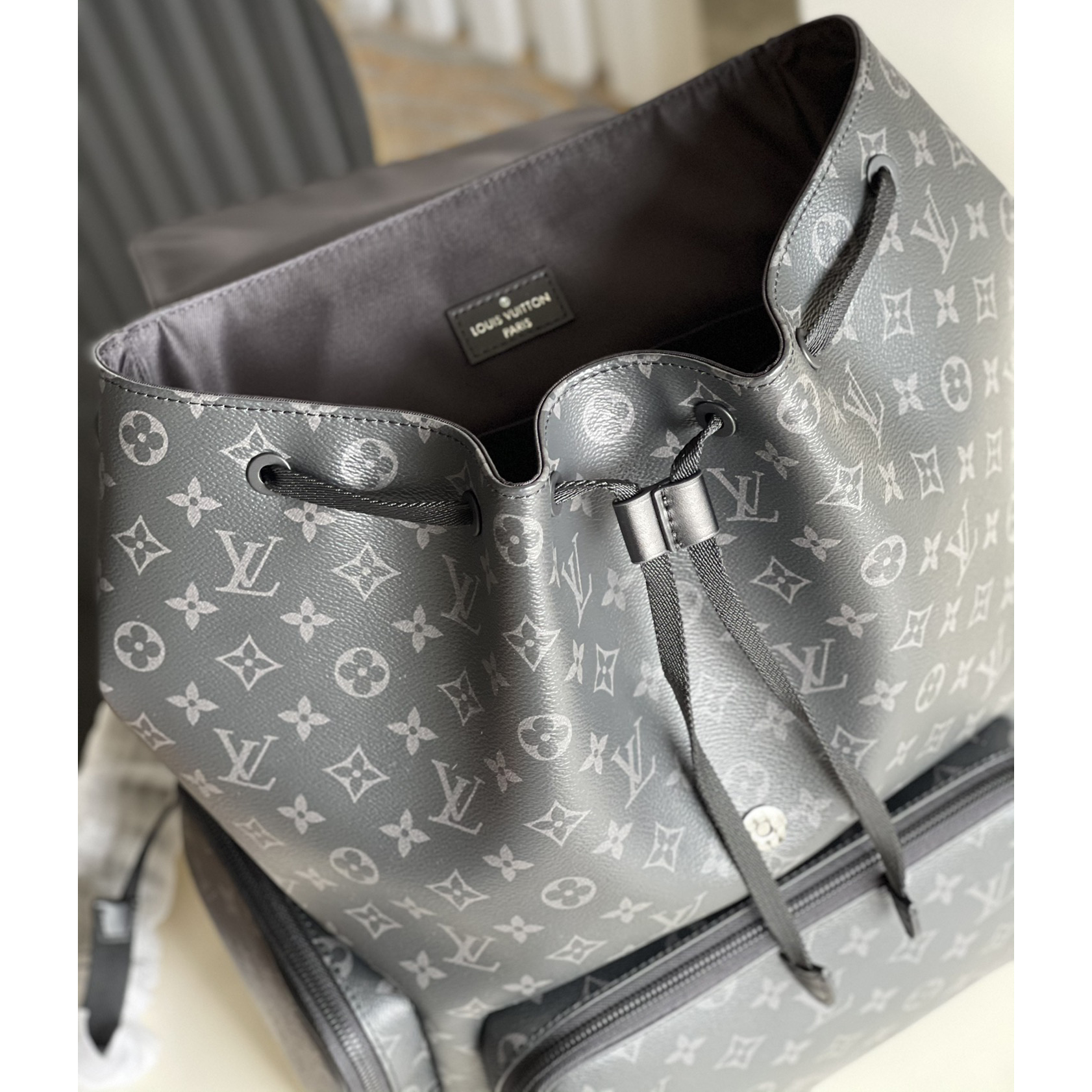 Louis Vuitton Backpack Trio (38-44-21cm)  M45538 - DopestKickz