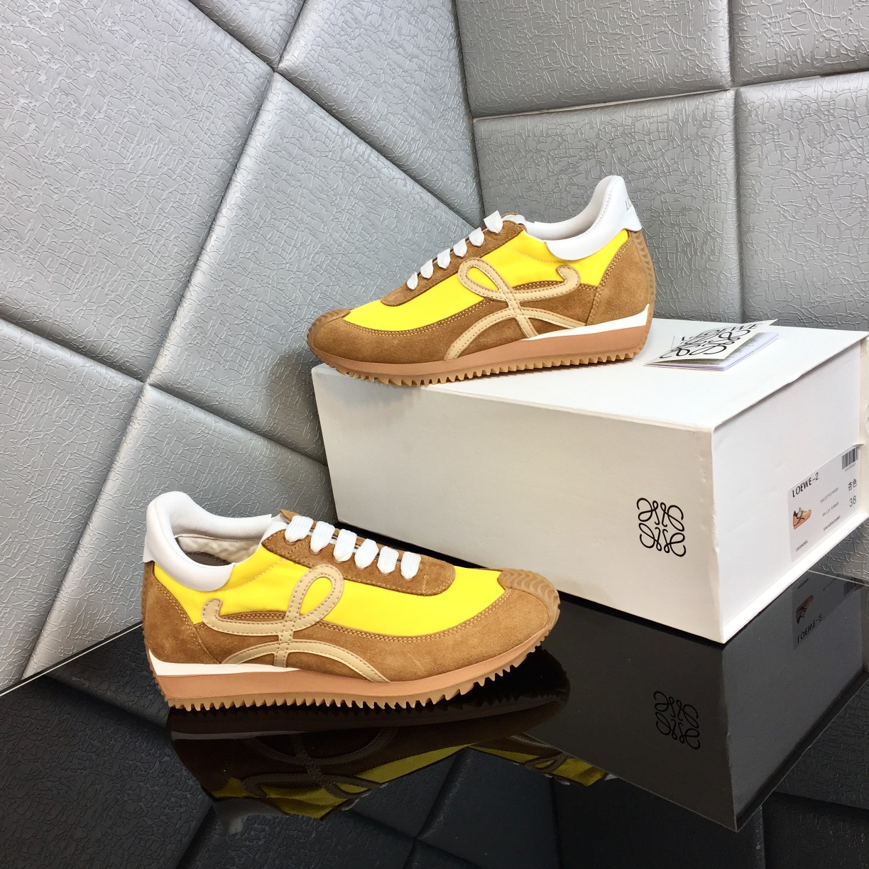 Loewe Flow Runner In Calfskin - DopestKickz