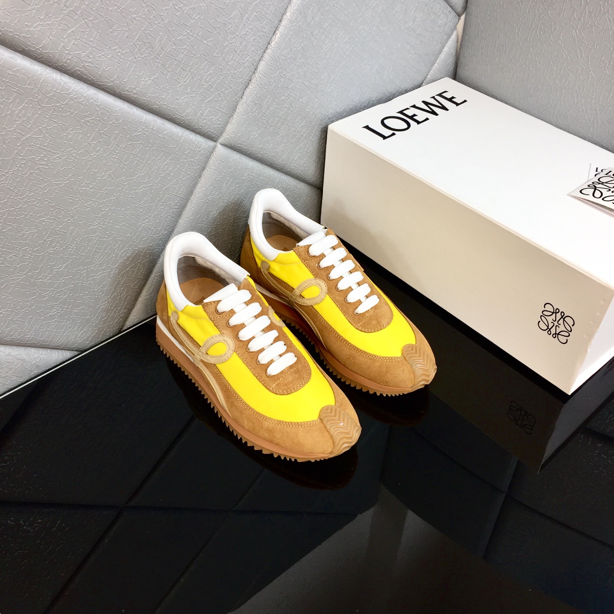 Loewe Flow Runner In Calfskin - DopestKickz