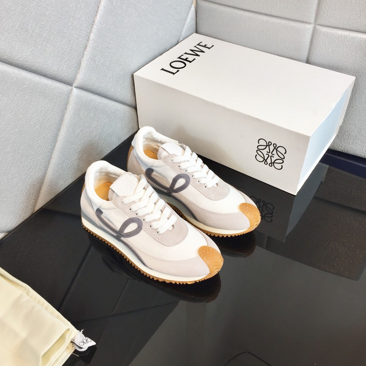 Loewe Flow Runner In Calfskin - DopestKickz