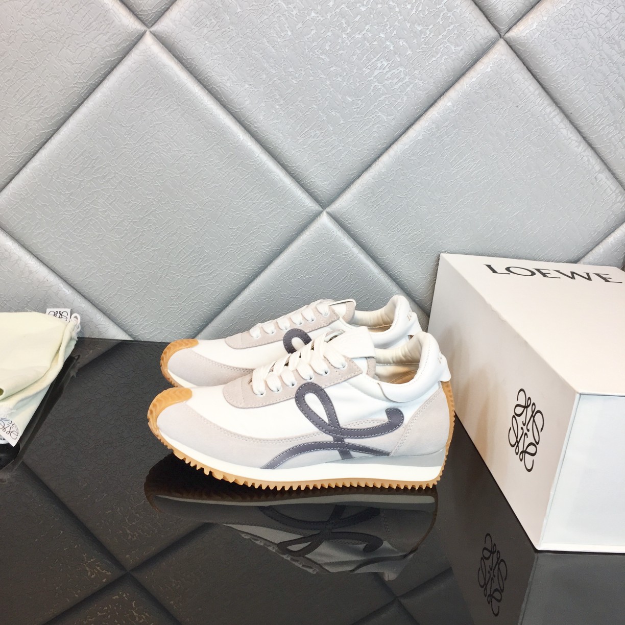 Loewe Flow Runner In Calfskin - DopestKickz