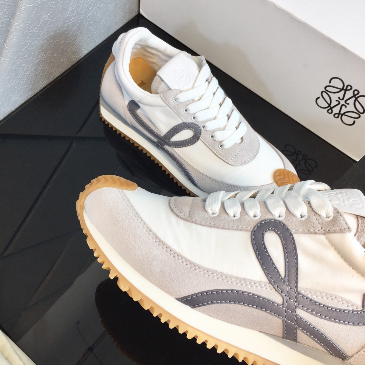 Loewe Flow Runner In Calfskin - DopestKickz