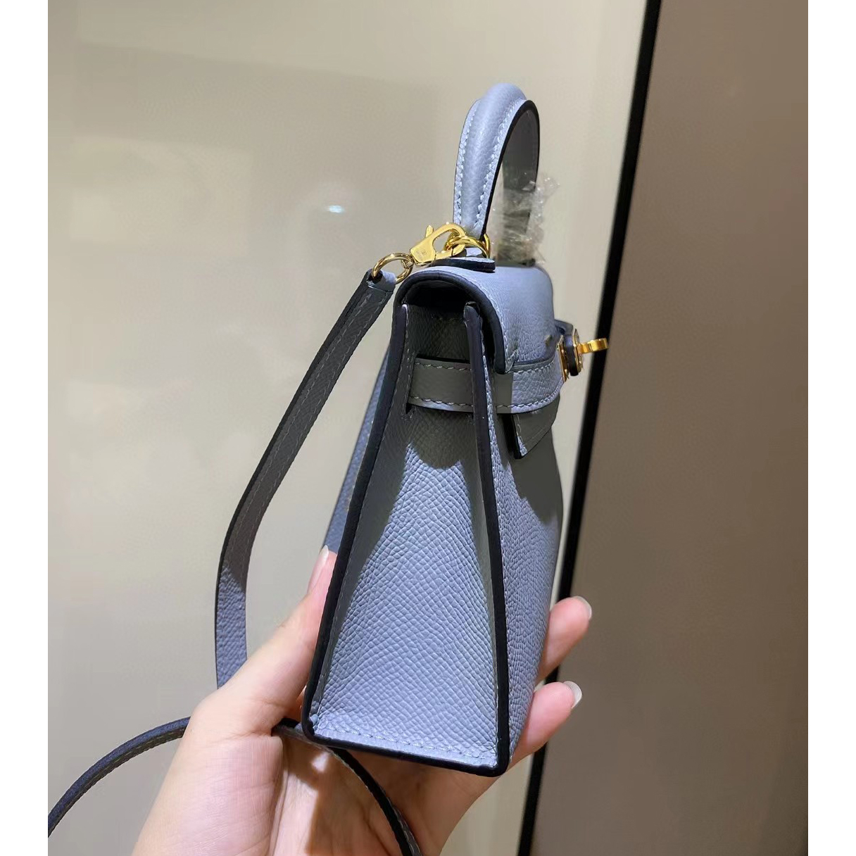 Hermes  Kelly Mini Women Handbag （19-13-6.5CM） - DopestKickz