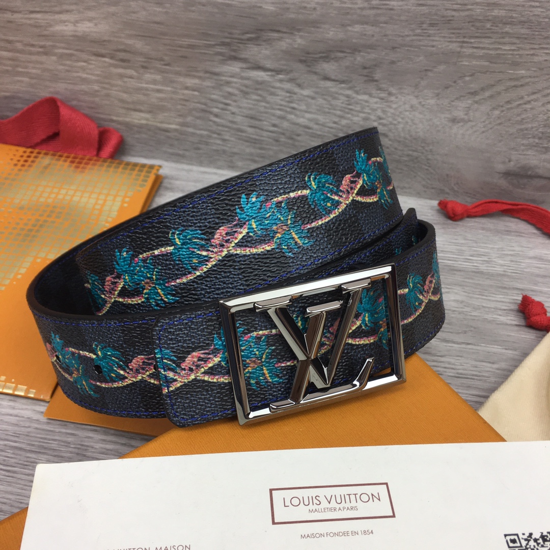 Louis Vuitton Shape 40MM Reversible Belt - DopestKickz