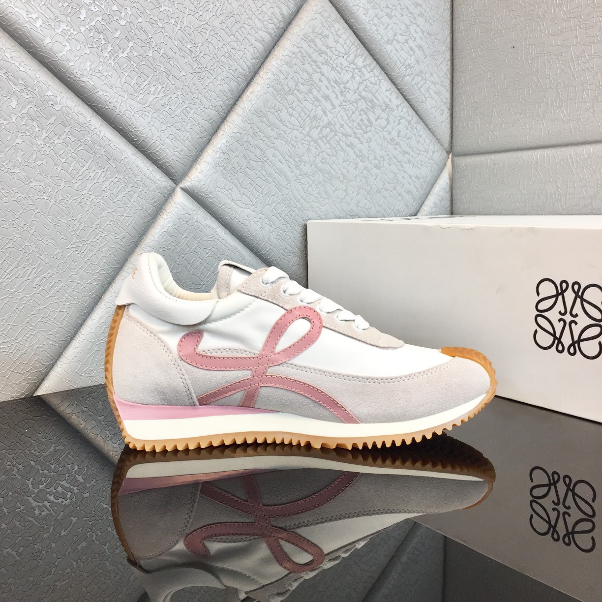 Loewe Flow Runner In Calfskin - DopestKickz