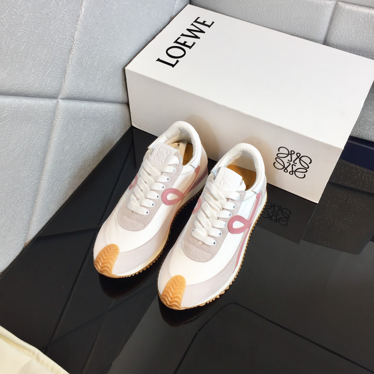 Loewe Flow Runner In Calfskin - DopestKickz